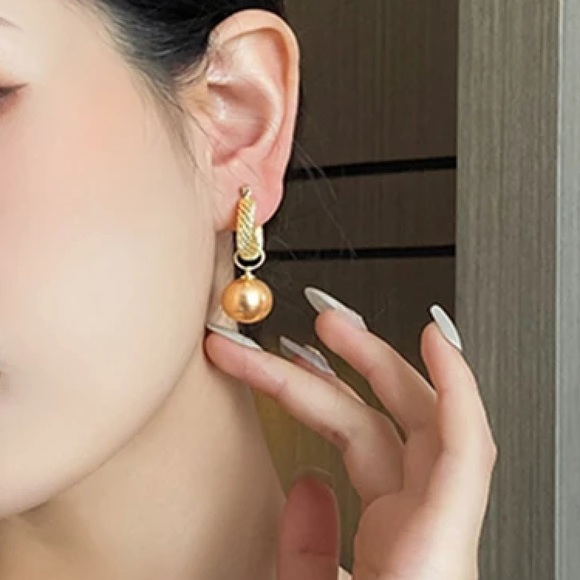 Gold Plated Pearl Hoops Earrings - Picture 3 of 3